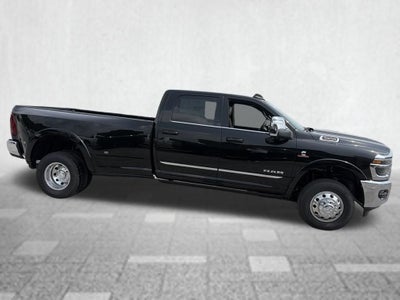 2026 RAM 3500 RAM 3500 LIMITED CREW CAB 4X4 8' BOX