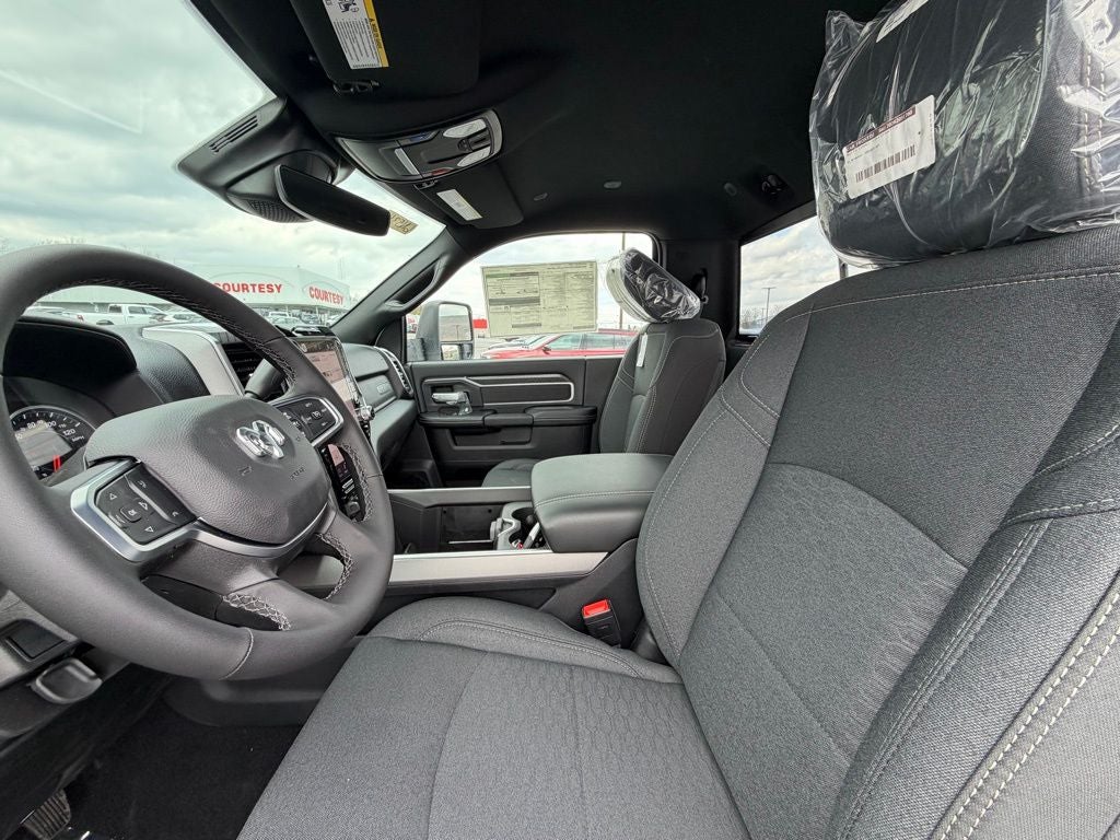 2026 RAM Ram 2500 RAM 2500 BIG HORN REGULAR CAB 4X4 8' BOX