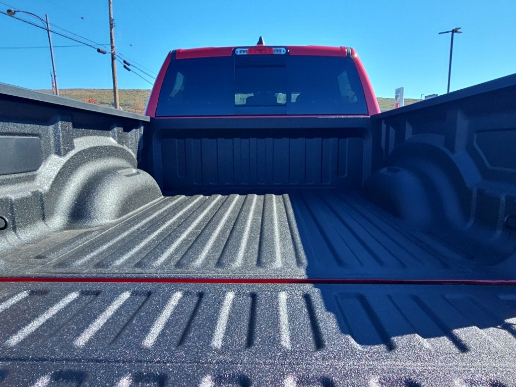 2027 RAM Ram 1500 RAM 1500 WARLOCK CREW CAB 4X4 5'7' BOX