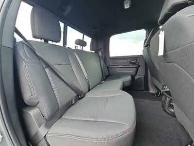 2027 RAM Ram 2500 RAM 2500 BLACK EXPRESS CREW CAB 4X4 6'4' BOX