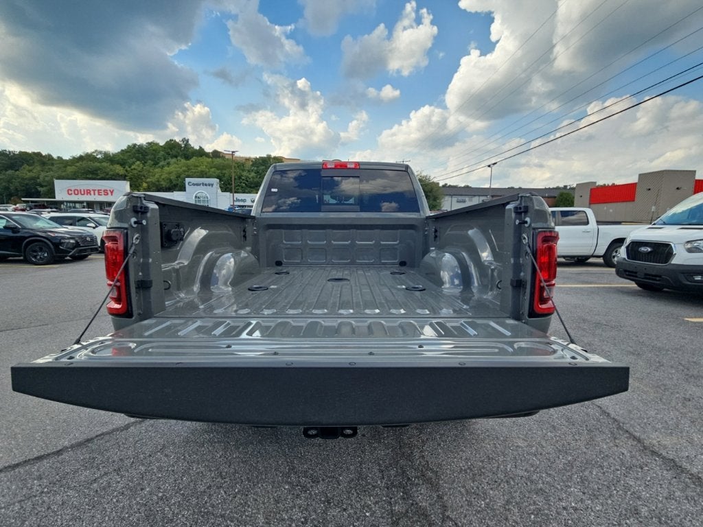 2027 RAM Ram 2500 RAM 2500 BLACK EXPRESS CREW CAB 4X4 6'4' BOX