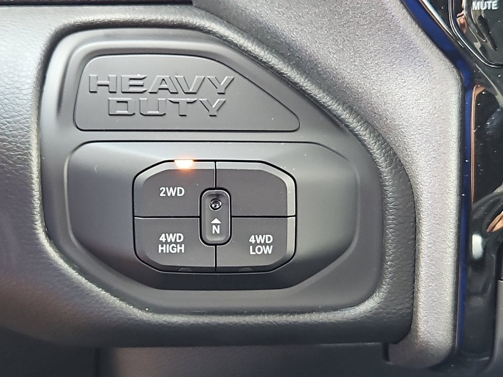 2027 RAM Ram 2500 RAM 2500 BLACK EXPRESS CREW CAB 4X4 6'4' BOX