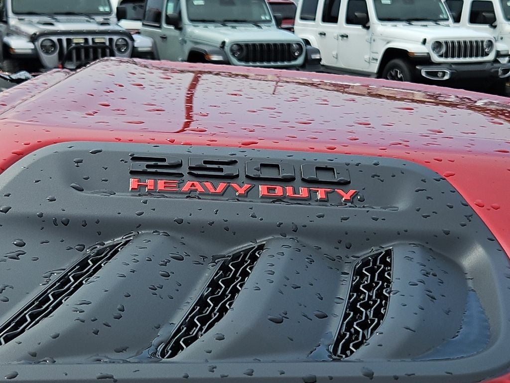 2026 RAM Ram 2500 RAM 2500 BLACK EXPRESS CREW CAB 4X4 6'4' BOX