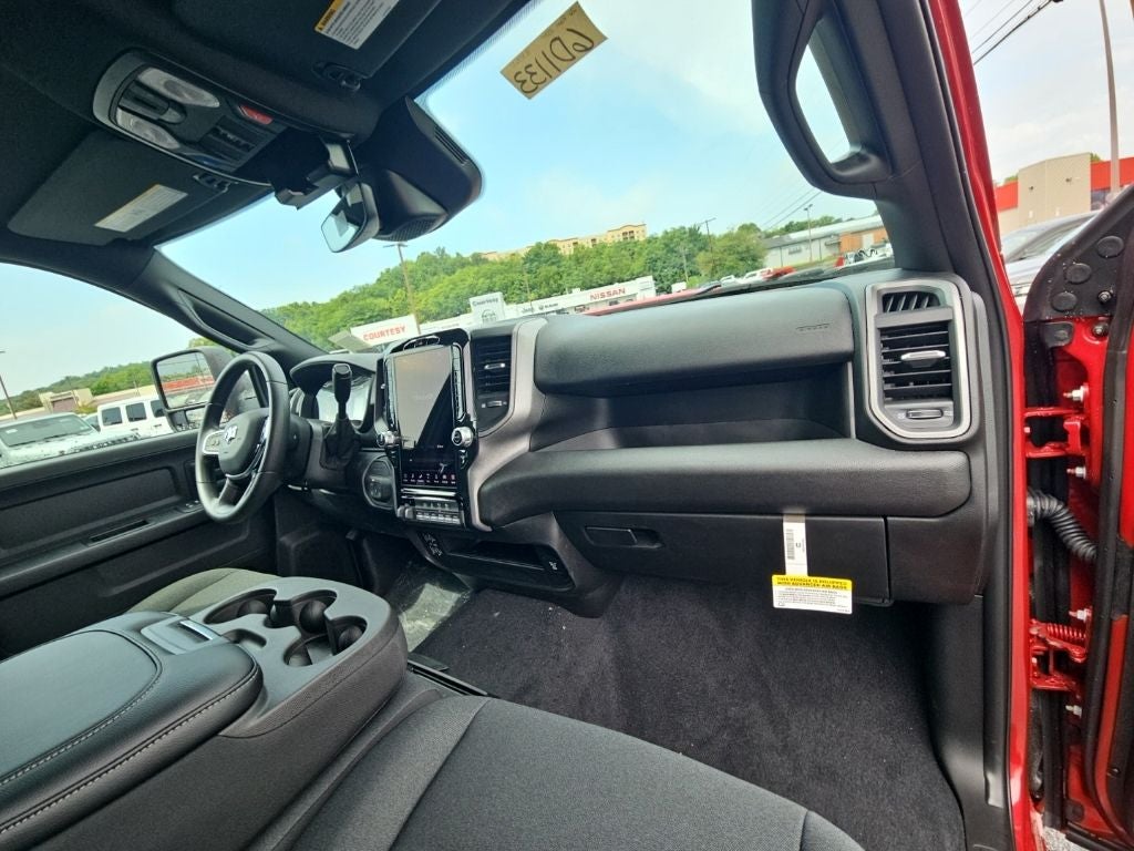 2026 RAM Ram 2500 RAM 2500 BLACK EXPRESS CREW CAB 4X4 6'4' BOX