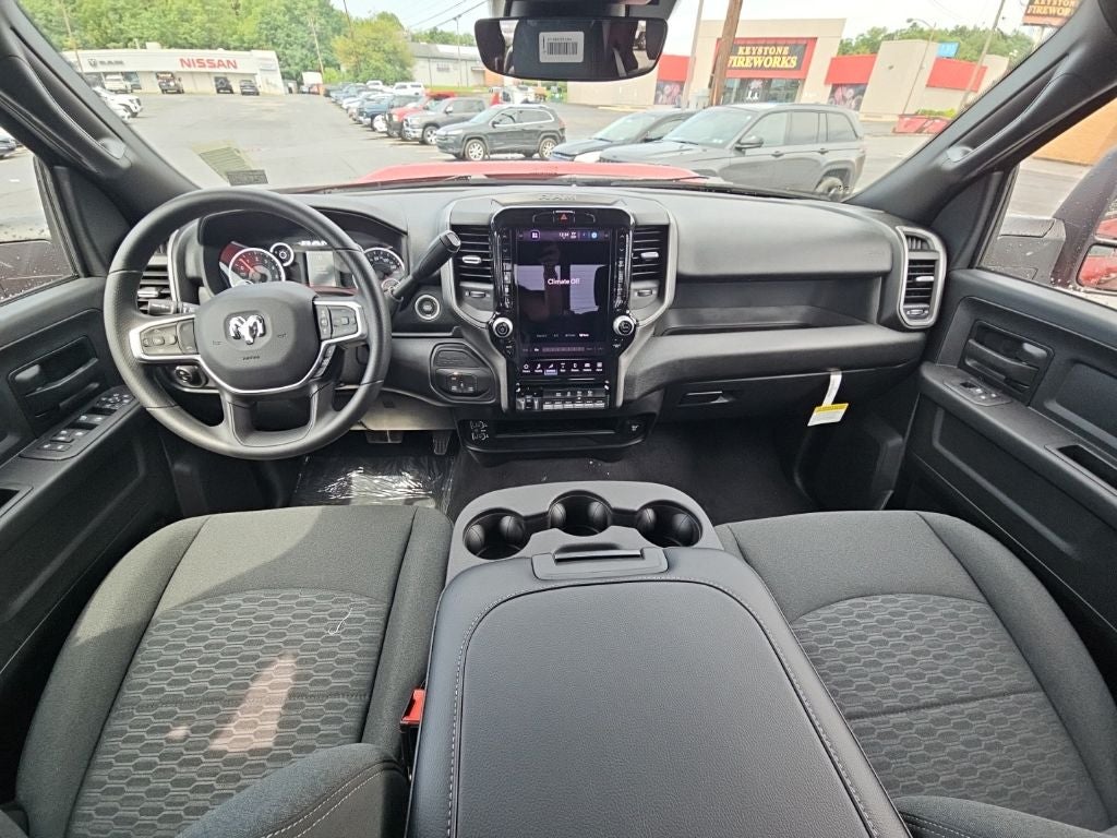 2026 RAM Ram 2500 RAM 2500 BLACK EXPRESS CREW CAB 4X4 6'4' BOX