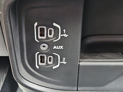 2026 RAM Ram 2500 RAM 2500 BLACK EXPRESS CREW CAB 4X4 6'4' BOX