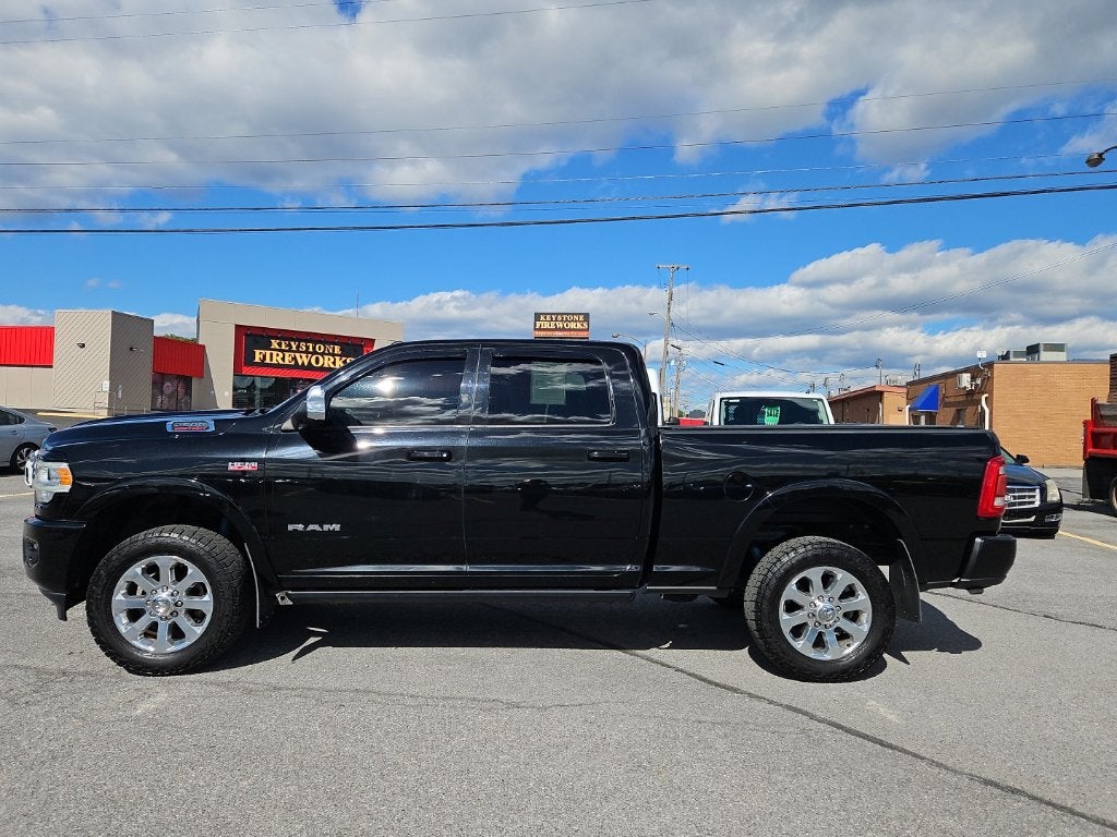 2022 RAM 2500 Laramie Crew Cab 4x4 6'4' Box