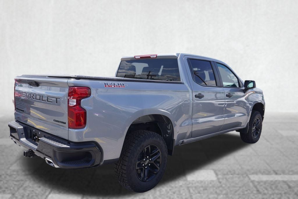 2026 Chevrolet Silverado 1500 4WD Crew Cab Short Bed Custom Trail Boss