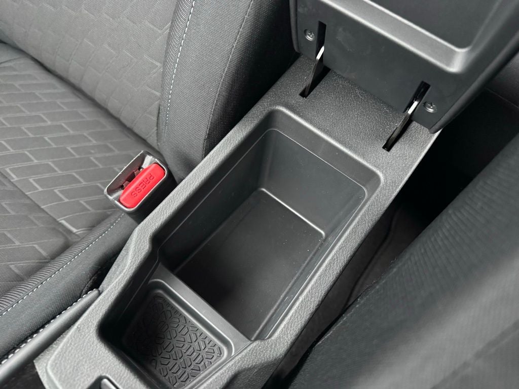 2024 Nissan Kicks SV Xtronic CVT