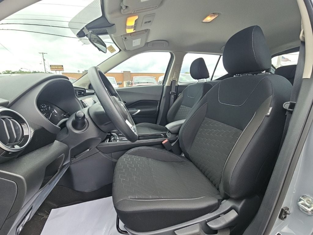 2024 Nissan Kicks SV Xtronic CVT