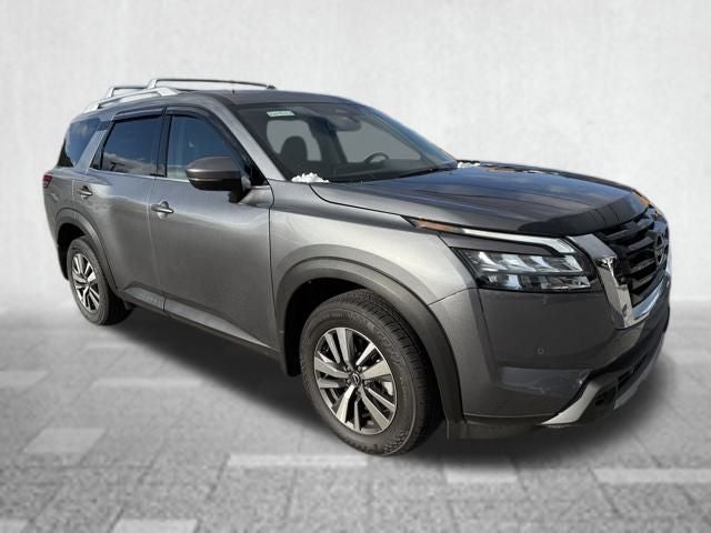 2025 Nissan Pathfinder SL 4WD