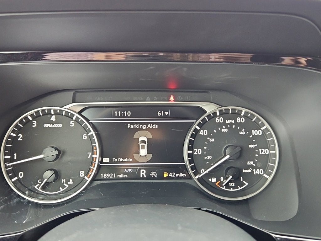 2025 Nissan Pathfinder SL 4WD