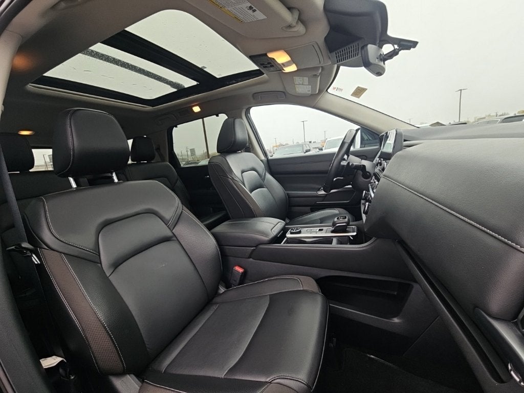 2024 Nissan Pathfinder SL 4WD