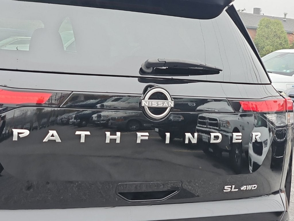 2024 Nissan Pathfinder SL 4WD