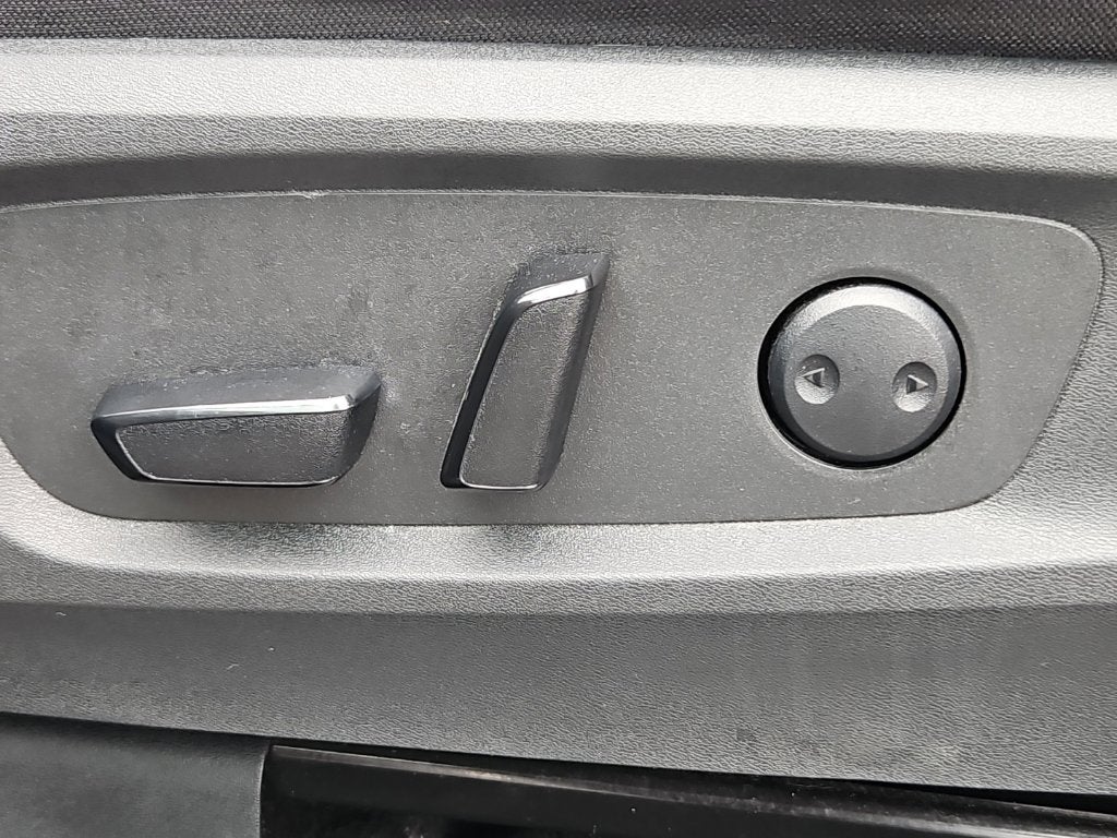 2024 Nissan Pathfinder SL 4WD