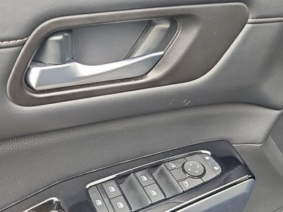 2024 Nissan Pathfinder SL 4WD