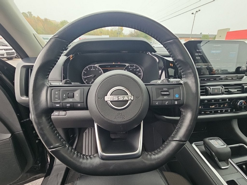 2024 Nissan Pathfinder SL 4WD