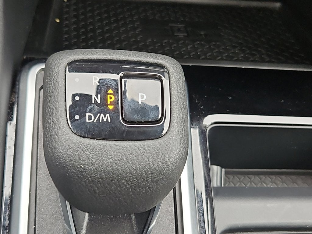 2024 Nissan Pathfinder SL 4WD