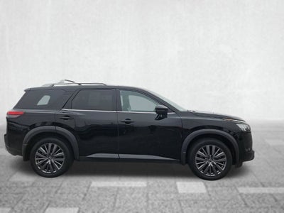 2024 Nissan Pathfinder SL 4WD