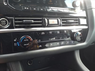 2024 Nissan Pathfinder Platinum