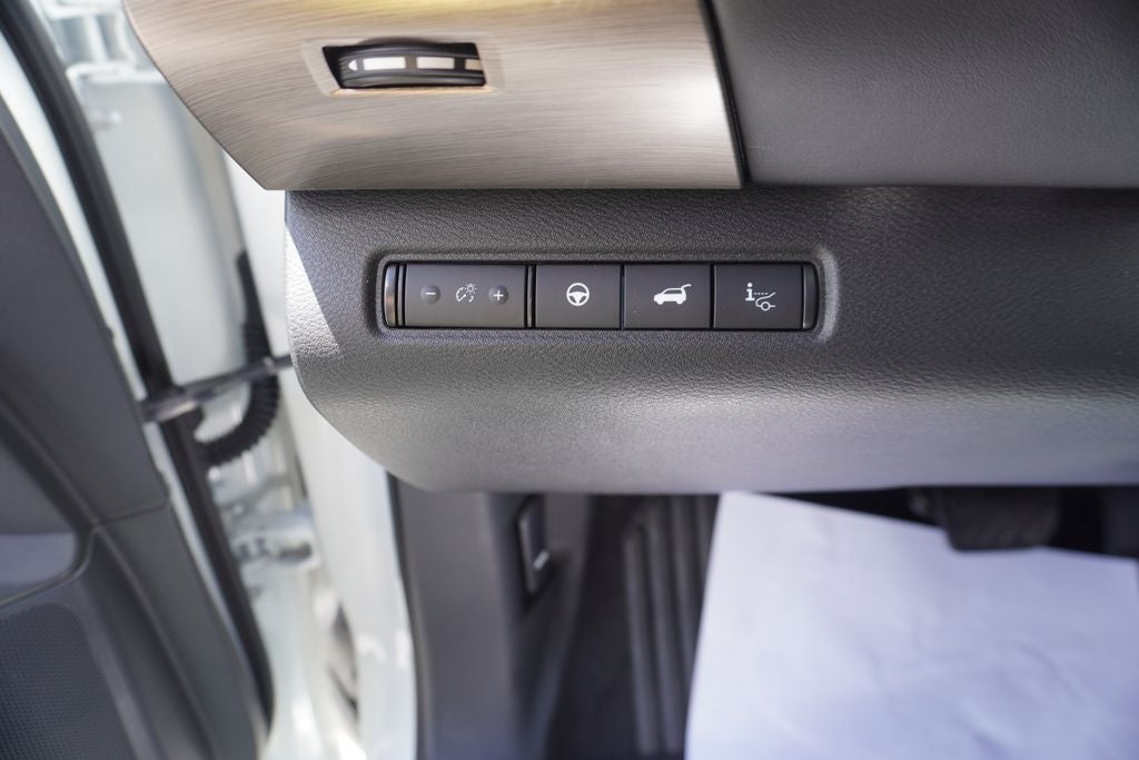 2024 Nissan Pathfinder Platinum 4WD