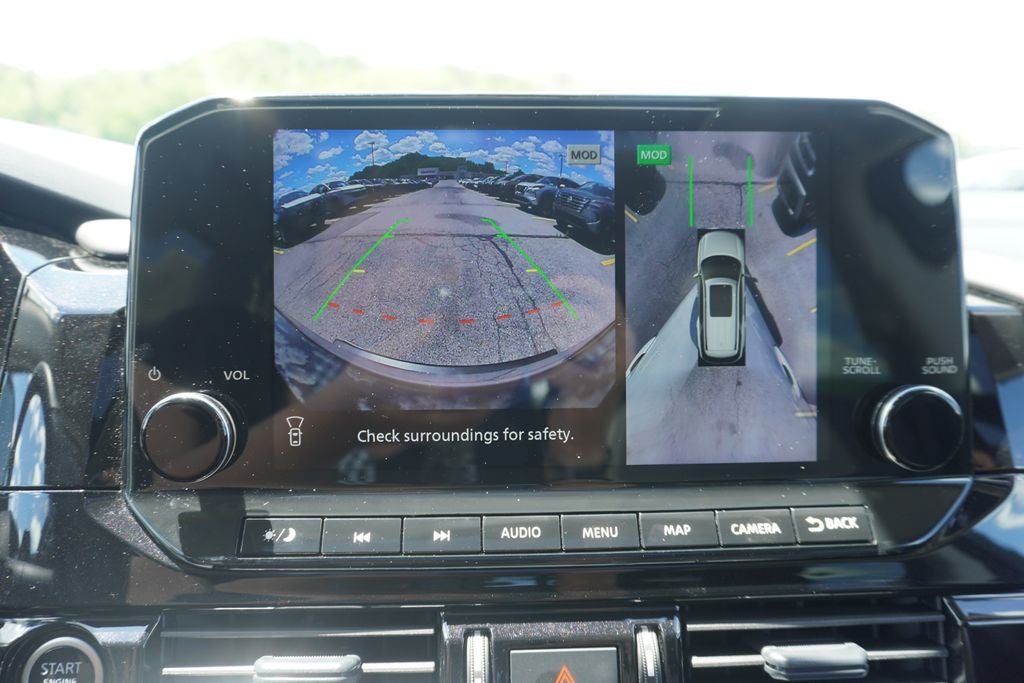 2024 Nissan Pathfinder Platinum 4WD