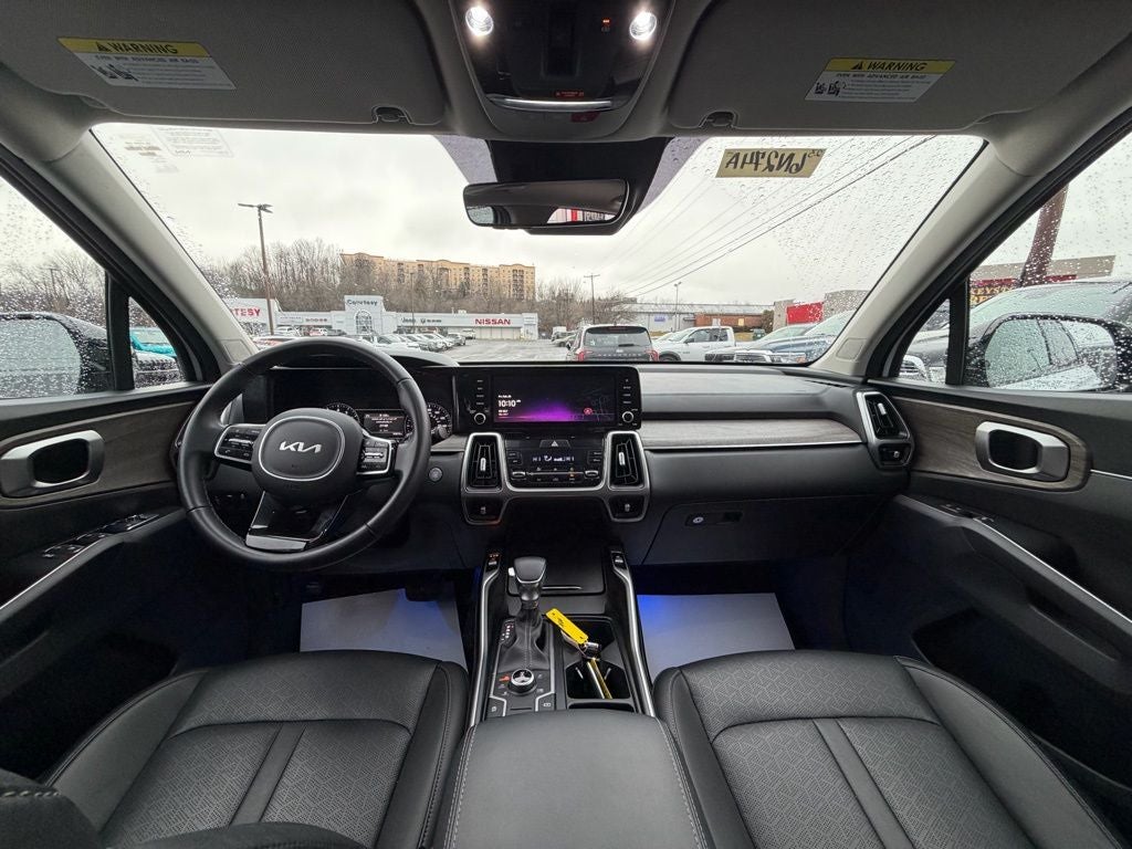 2023 Kia Sorento X-Line S