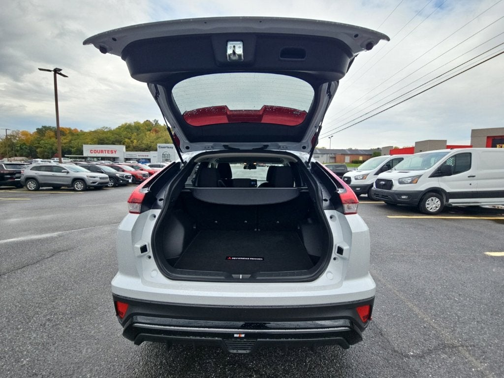 2026 Mitsubishi Eclipse Cross Base