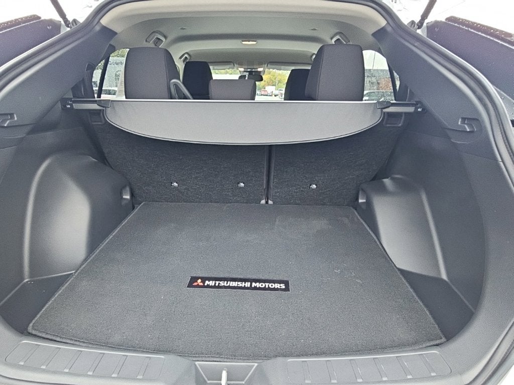 2026 Mitsubishi Eclipse Cross Base
