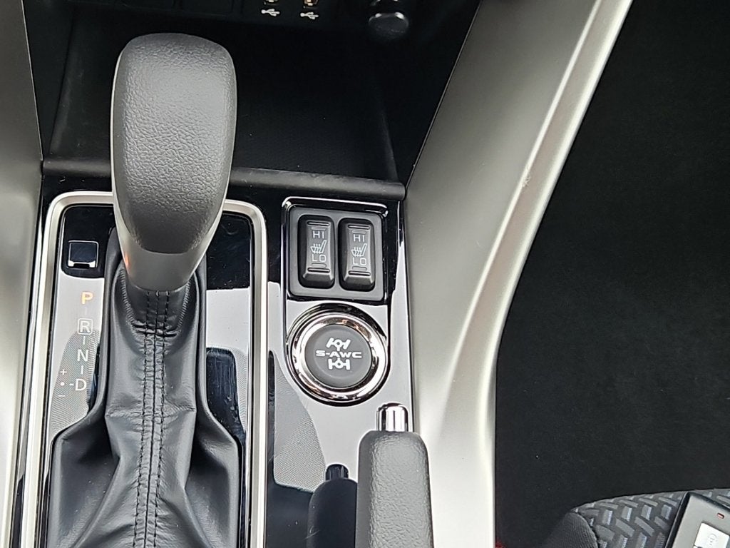 2026 Mitsubishi Eclipse Cross Base