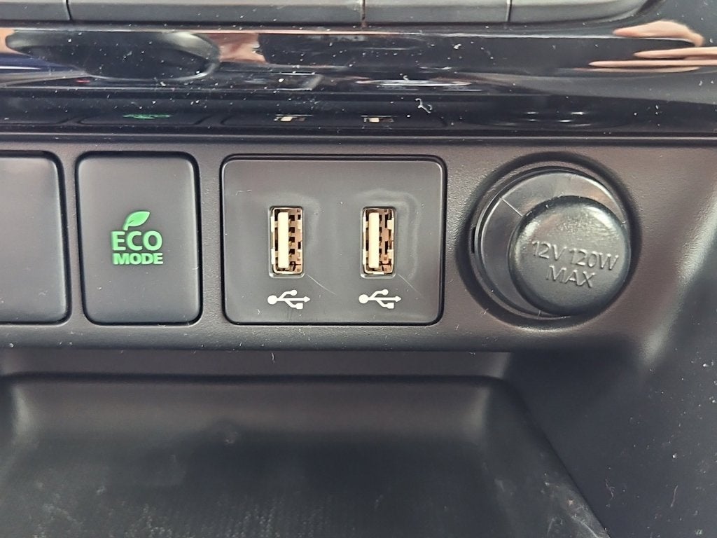 2026 Mitsubishi Eclipse Cross Base
