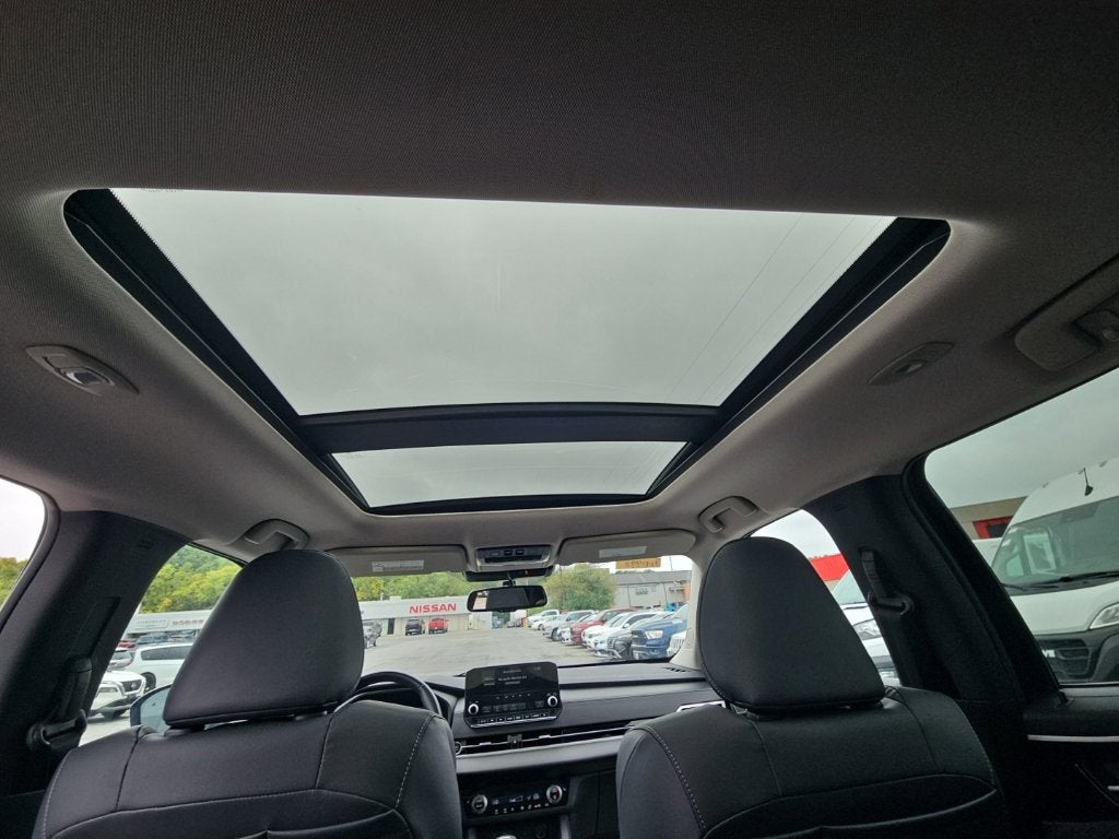 2022 Mitsubishi Outlander Base