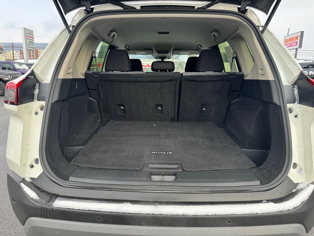 2023 Nissan Rogue SV Intelligent AWD