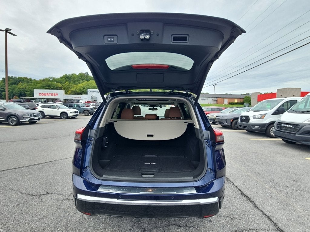 2025 Nissan Rogue Platinum