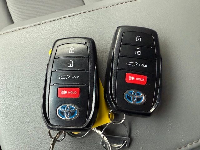 2021 Toyota Venza LE