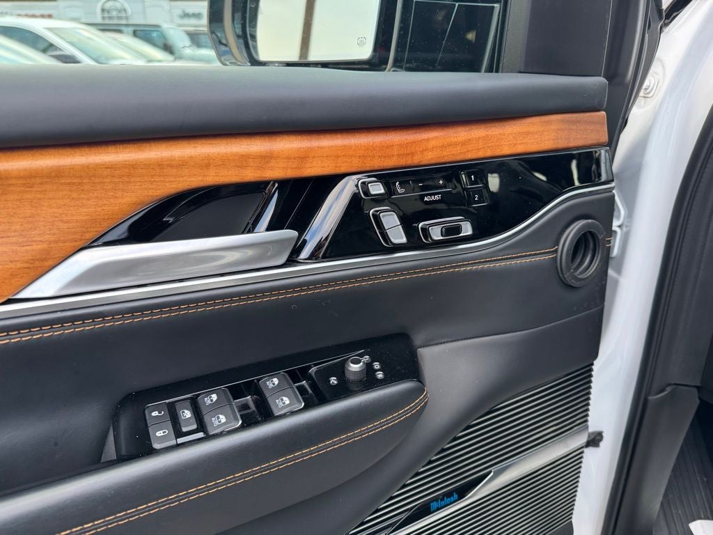 2024 Jeep Grand Wagoneer L Series III