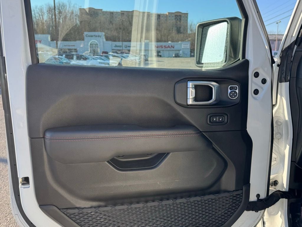 2022 Jeep Gladiator Rubicon Leather & Tow