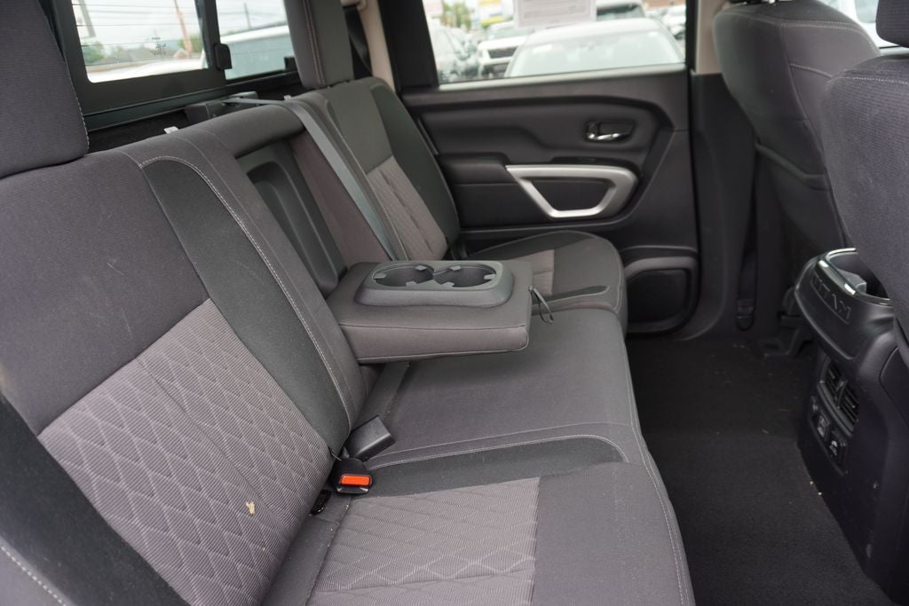 2024 Nissan Titan SV