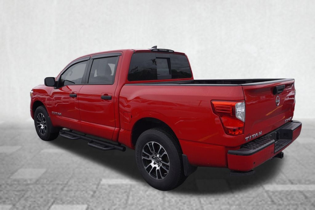 2024 Nissan Titan SV