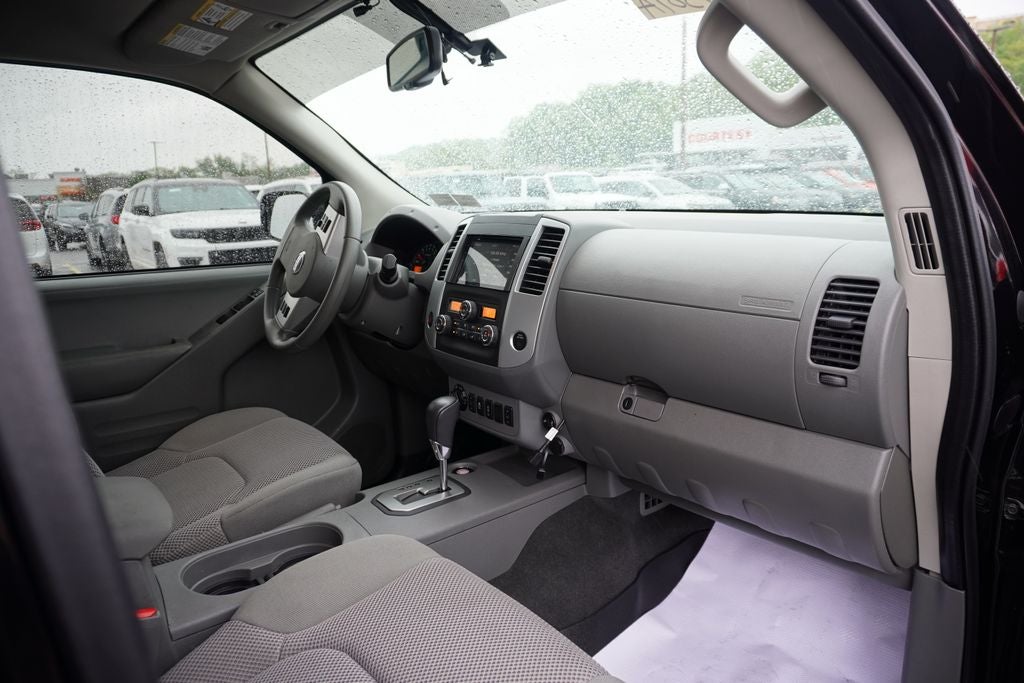2020 Nissan Frontier SV