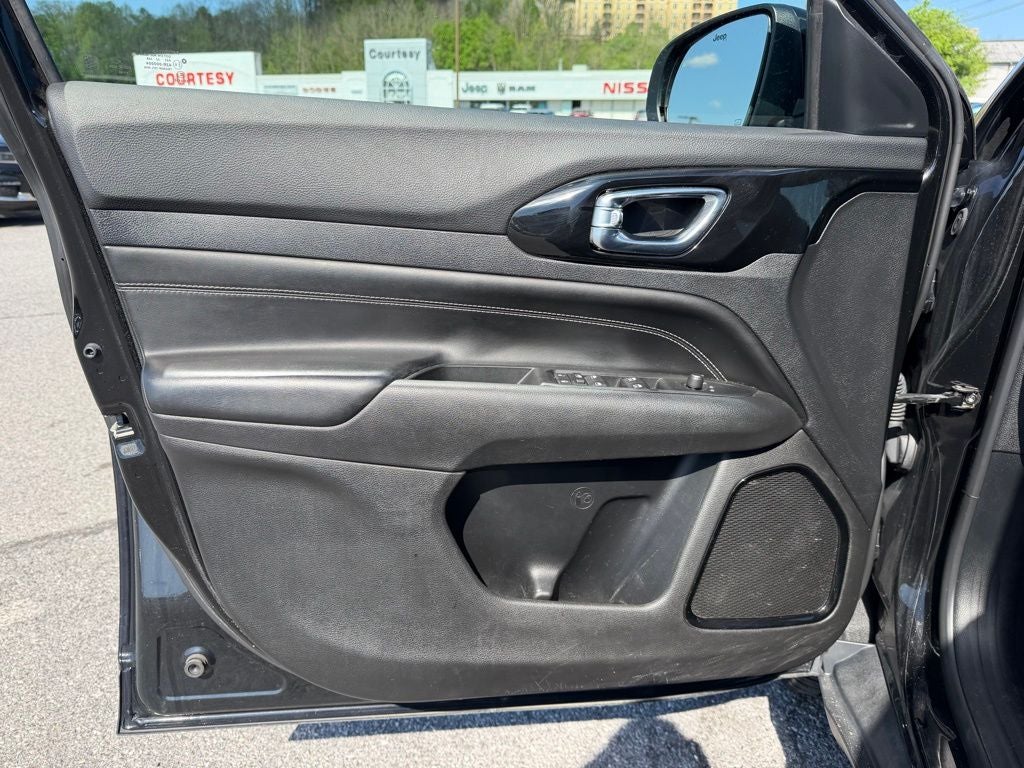 2022 Jeep Compass Altitude