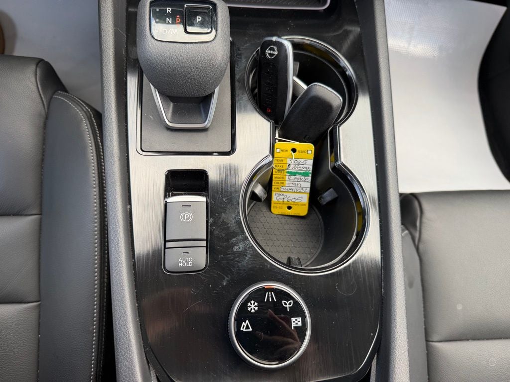 2025 Nissan Rogue SL