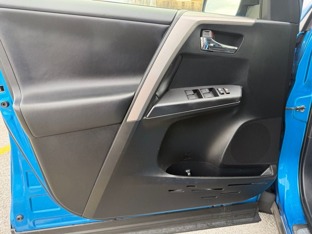 2018 Toyota RAV4 Hybrid Base