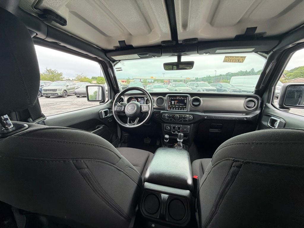 2022 Jeep Wrangler Unlimited Willys