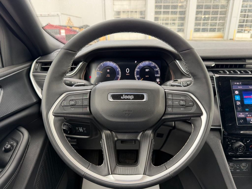 2024 Jeep Grand Cherokee L Laredo
