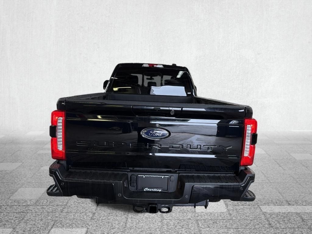 2023 Ford F-350SD Lariat