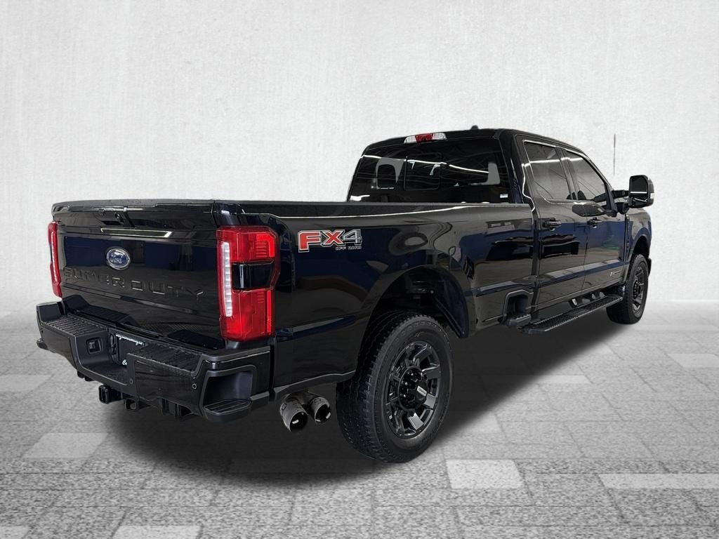 2023 Ford F-350SD Lariat