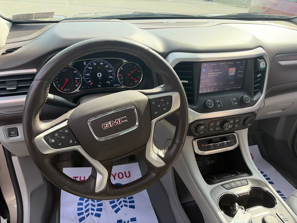 2022 GMC Acadia SLT