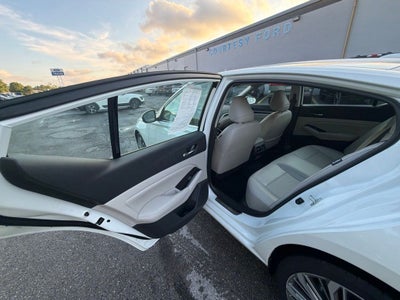2023 Nissan Altima 2.5 SL