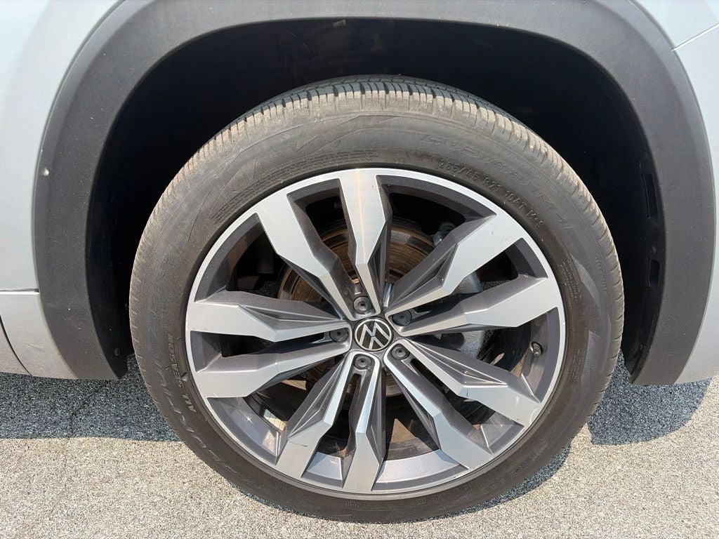 2022 Volkswagen Atlas Cross Sport 3.6L V6 SEL Premium R-Line